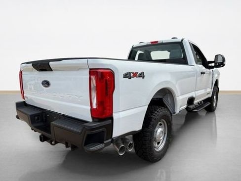New 2026 Ford F250 XL w/ XL Off-Road Package AWD/4WD image 3