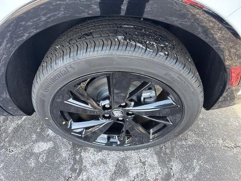 New 2026 Buick Envision Sport Touring image 9