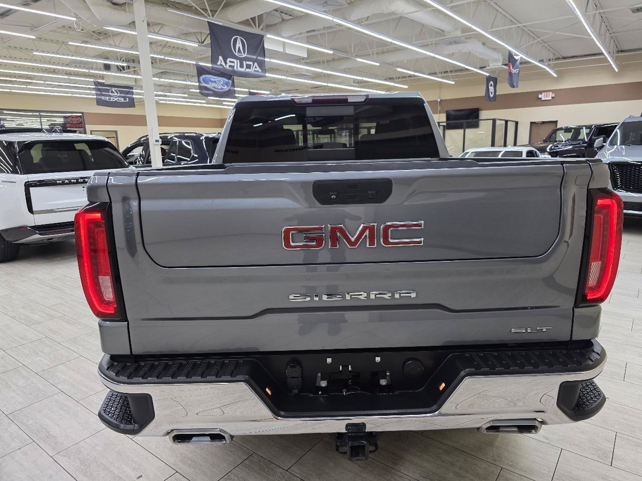 Used 2021 GMC Sierra 1500 SLT AWD/4WD image 7