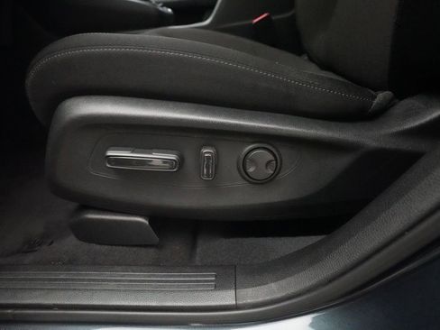 Certified 2023 Honda CR-V EX image 28