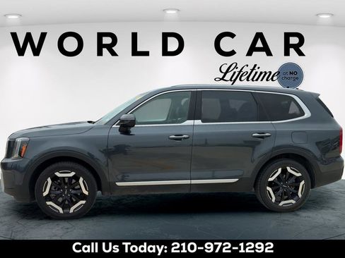 Used 2024 Kia Telluride S w/ S Sunroof Package FWD image 4