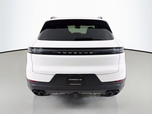 New 2025 Porsche Cayenne E-Hybrid image 21