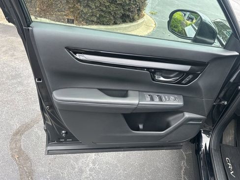 Used 2025 Honda CR-V EX-L image 20