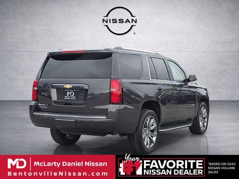 Used 2016 Chevrolet Tahoe LTZ AWD/4WD image 5