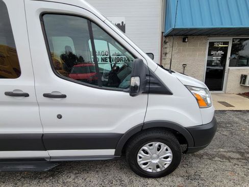 Used 2016 Ford Transit 150 XLT image 37
