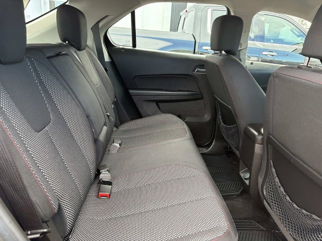 Used 2016 Chevrolet Equinox LS FWD image 12