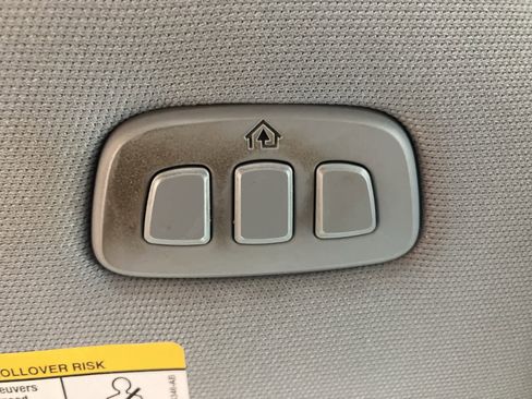 Used 2021 Ford F150 Lariat w/ Equipment Group 502A High image 32