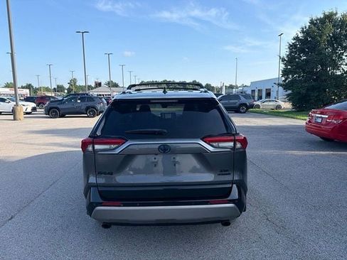 Used 2023 Toyota RAV4 XSE AWD/4WD image 16