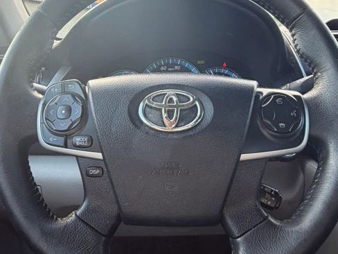 Used 2013 Toyota Camry XLE w/ Leather Pkg FWD image 20