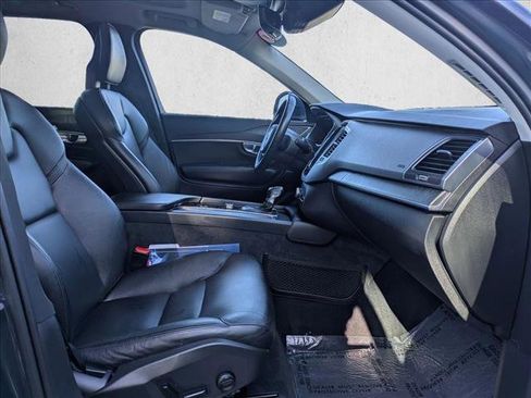 Used 2020 Volvo XC90 T5 Momentum image 20