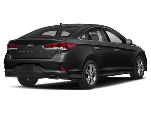 Used 2019 Hyundai Sonata SE FWD image 2