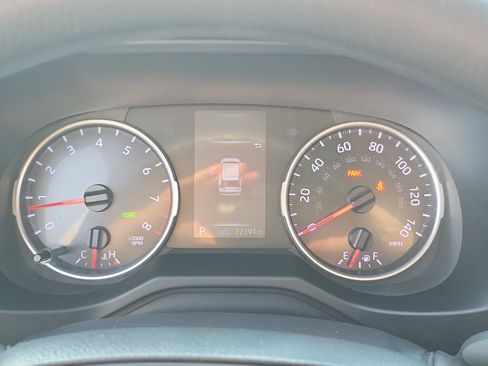 Used 2019 Toyota RAV4 XLE FWD image 20