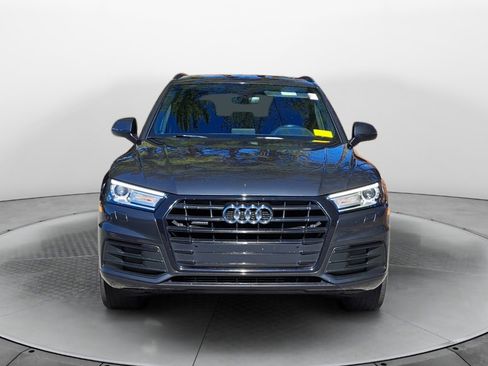 Used 2020 Audi Q5 2.0T Premium w/ Titanium Sport Package image 2
