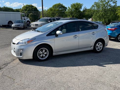 Used 2010 Toyota Prius FWD image 5