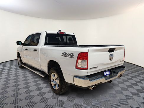 Used 2023 RAM 1500 Big Horn AWD/4WD image 3
