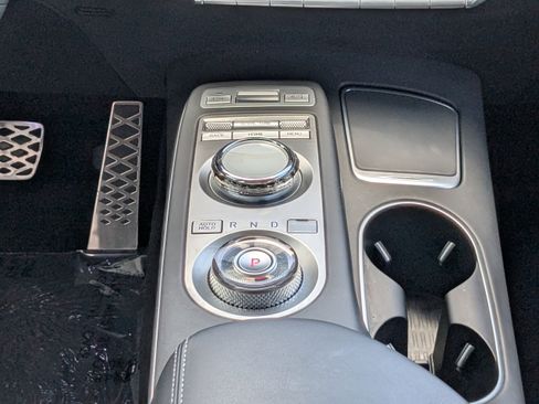 Used 2024 Genesis GV70 3.5T Sport image 15