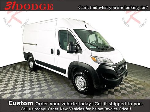 New 2026 RAM ProMaster 2500 w/ Convenience Group image 1