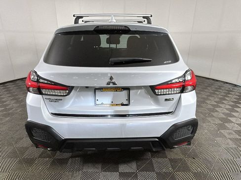 Used 2024 Mitsubishi Outlander Sport AWD image 3