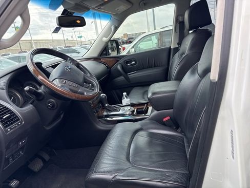 Used 2012 INFINITI QX56 2WD w/ Deluxe Touring Pkg image 5