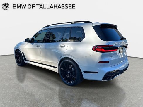 New 2026 BMW X7 M60i image 3