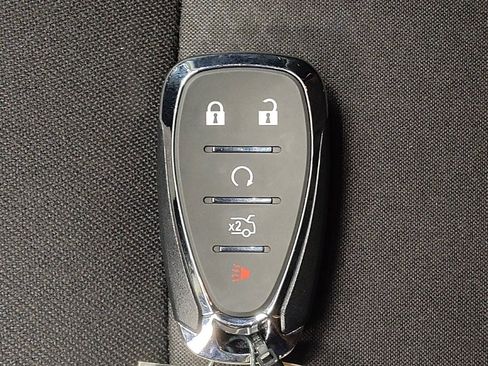 Used 2018 Chevrolet Malibu LT w/ Redline Edition image 32