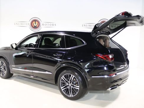Used 2025 Acura MDX SH-AWD w/ Advance Package image 31