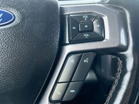 Used 2019 Ford Expedition Platinum image 24