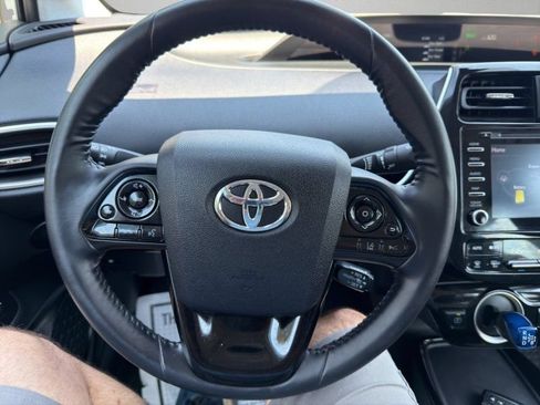 Used 2021 Toyota Prius Prime LE FWD image 14