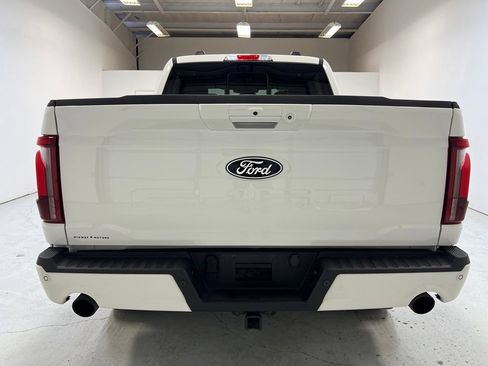Used 2025 Ford F150 Lariat w/ Equipment Group 502A High AWD/4WD image 9