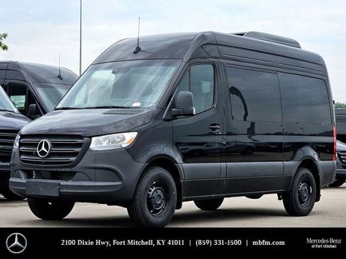 New 2024 Mercedes-Benz Sprinter 2500 image 1