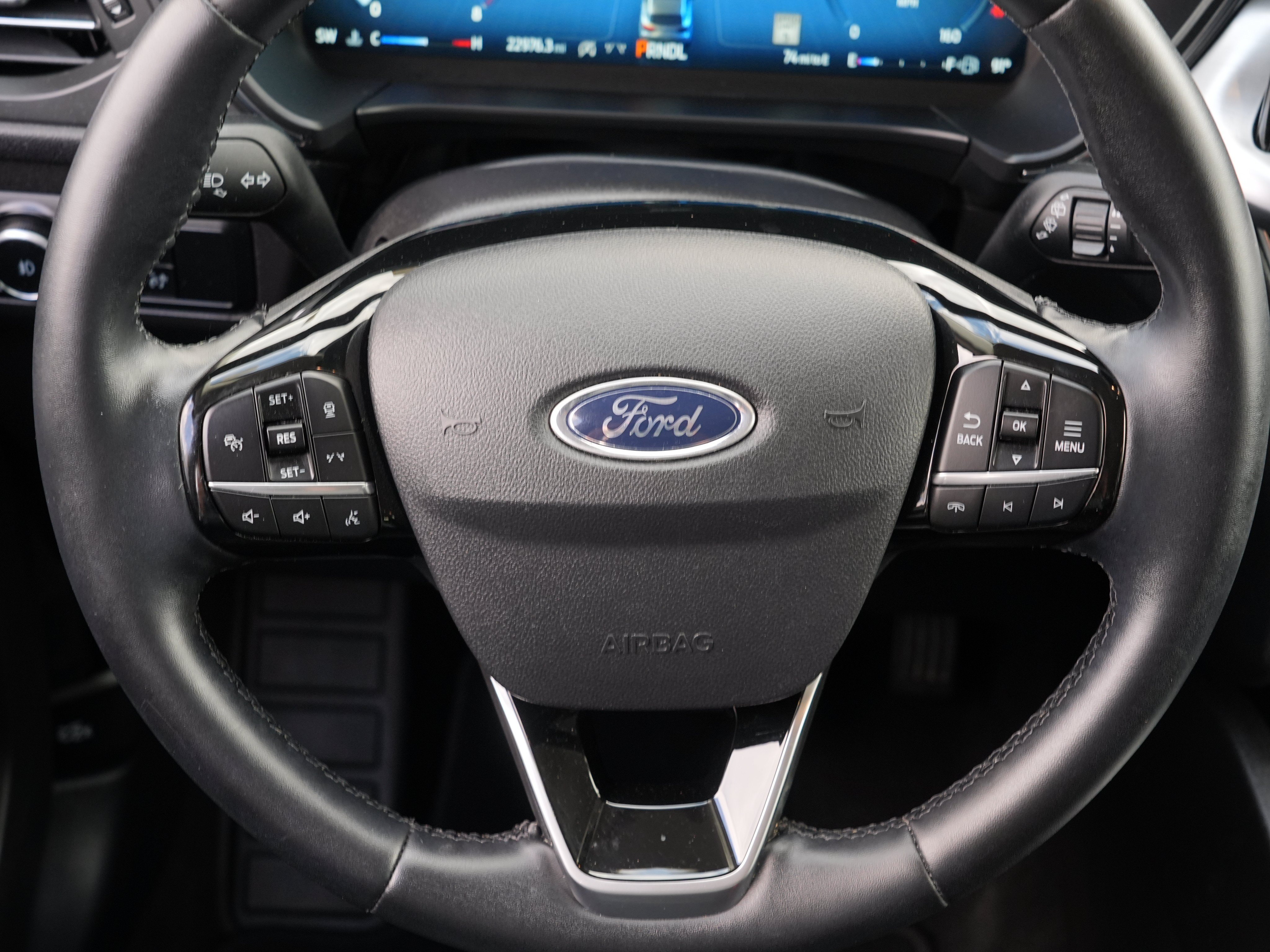 Used 2024 Ford Escape Platinum AWD/4WD image 27
