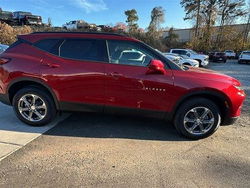 New 2026 Chevrolet Blazer LT image 4
