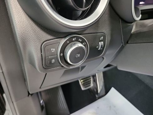 Used 2024 Alfa Romeo Stelvio Ti image 44