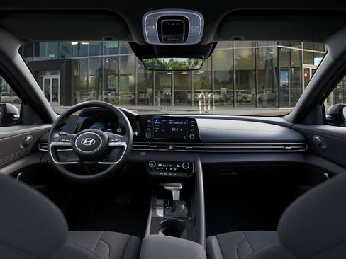 New 2026 Hyundai Elantra Hybrid FWD image 11