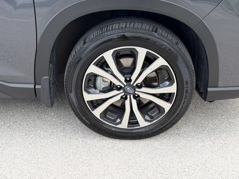 Used 2023 Subaru Forester Limited AWD/4WD image 10