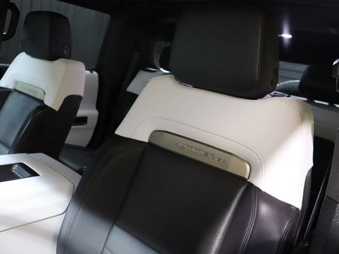 Used 2025 GMC Hummer EV 2X AWD/4WD image 46