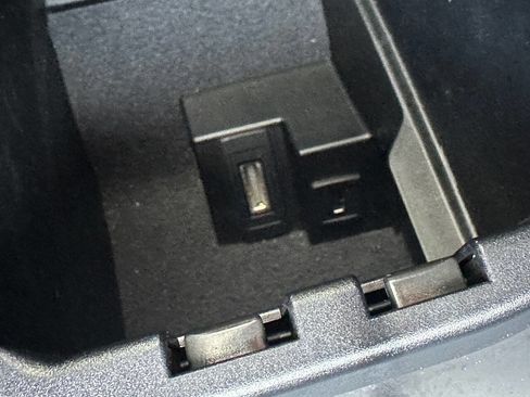 Used 2015 Mercedes-Benz GLK 350 GLK 350 4MATIC AWD 4dr SUV image 30