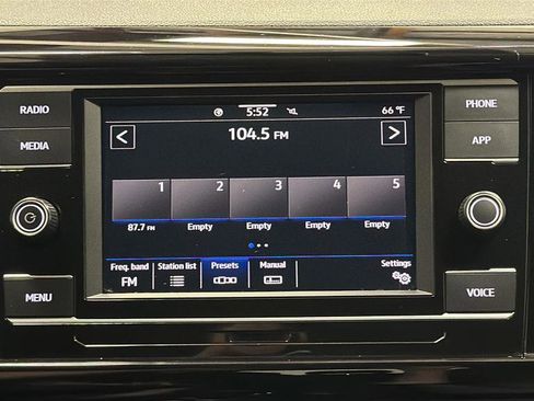 Used 2022 Volkswagen Taos S FWD image 14