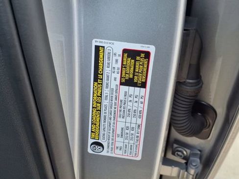 Used 2023 Volkswagen Atlas Cross Sport SE w/ Panoramic Sunroof Package image 36