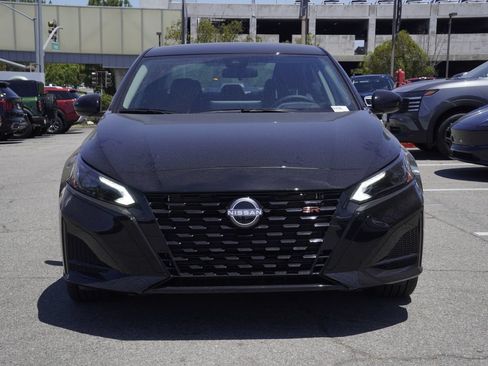 New 2026 Nissan Altima 2.5 SR FWD image 6