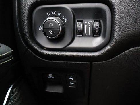 New 2026 RAM 1500 Laramie w/ Night Edition image 31