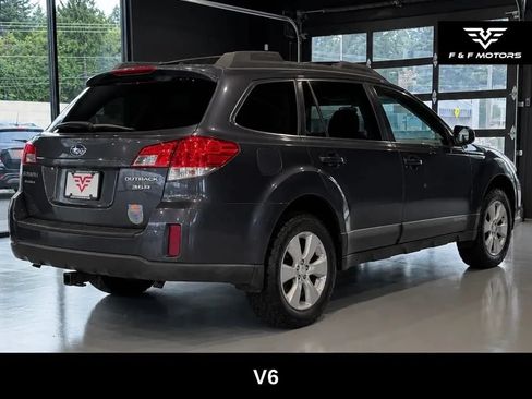 Used 2010 Subaru Outback 3.6R Premium AWD/4WD image 3