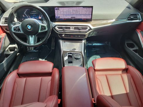 Used 2023 BMW 330i Sedan w/ M Sport Package RWD image 17