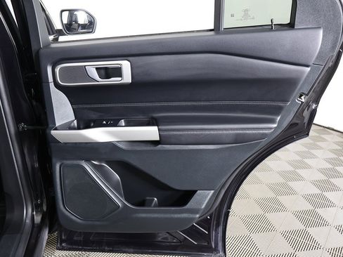 Used 2023 Ford Explorer XLT w/ Equipment Group 202A image 24