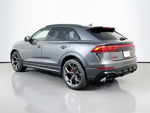 New 2026 Audi RS Q8 performance image 5