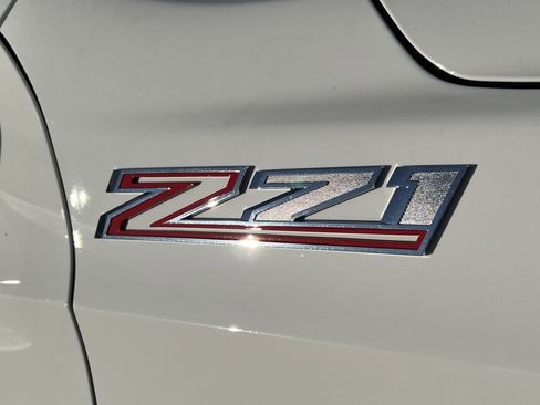 New 2026 Chevrolet Suburban Z71 w/ Z71 Off-Road Package image 9