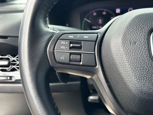Certified 2024 Honda Accord Sport image 29