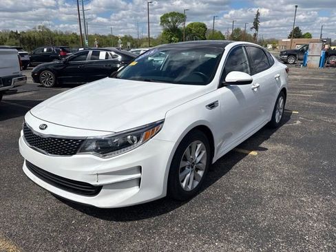 Used 2018 Kia Optima EX w/ Premium Package FWD image 1