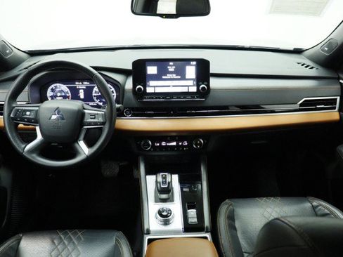 Used 2022 Mitsubishi Outlander SEL FWD image 24