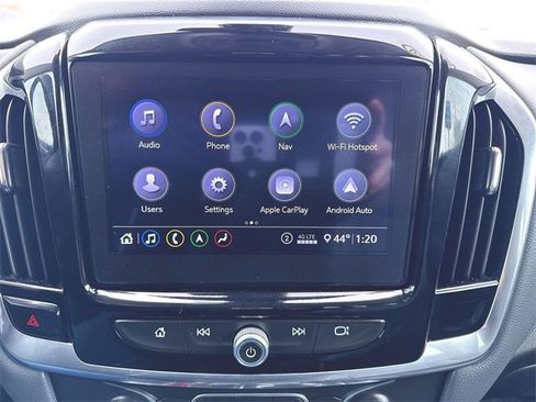 Used 2020 Chevrolet Traverse LT w/ LT Premium Package image 13